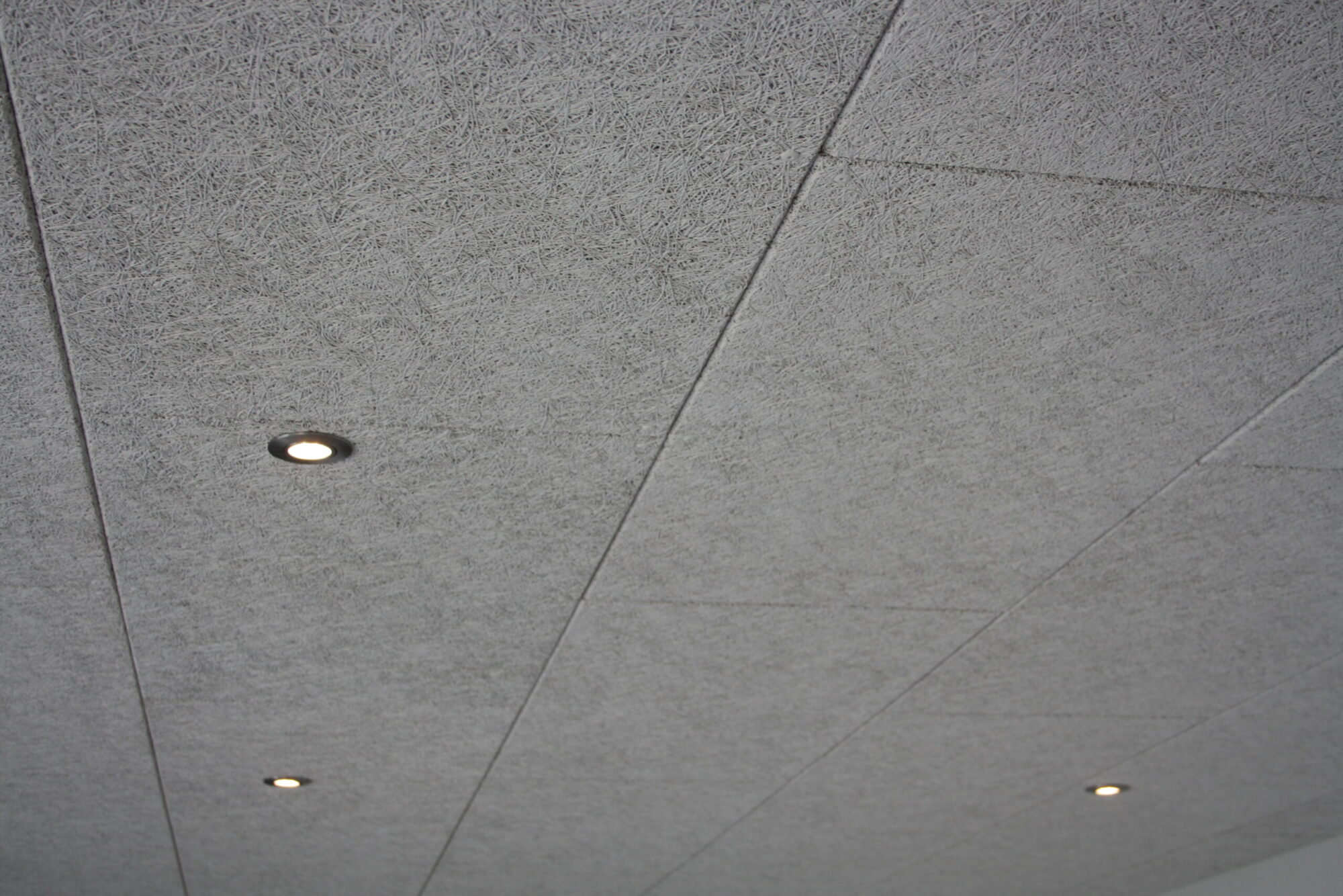 Wood wool Multifin White 600×1200 mm